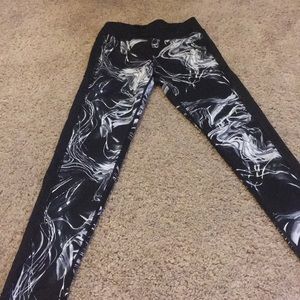 Workout pants